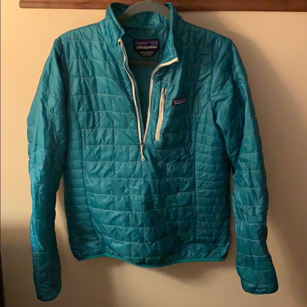 Patagonia women’s nano puff hoodie